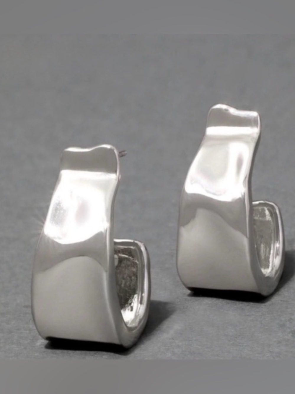 NEW Alexis Bittar Brut Molten Ribbon Earrings Silver Hammered JL31